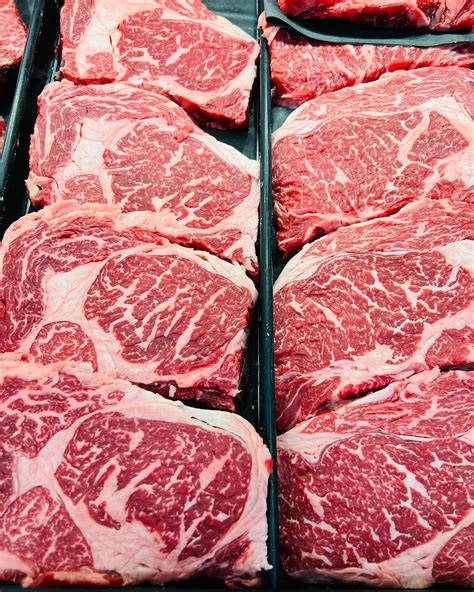 This USDA Prime ribeye steak picture is straight out of the counter : r ...