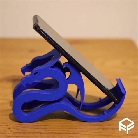 3D printer Dragon Phone Holder Remix • made with BambuLab P1S・Cults