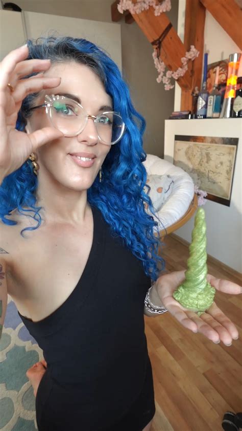 Haelle | which one is your favorite? | Instagram