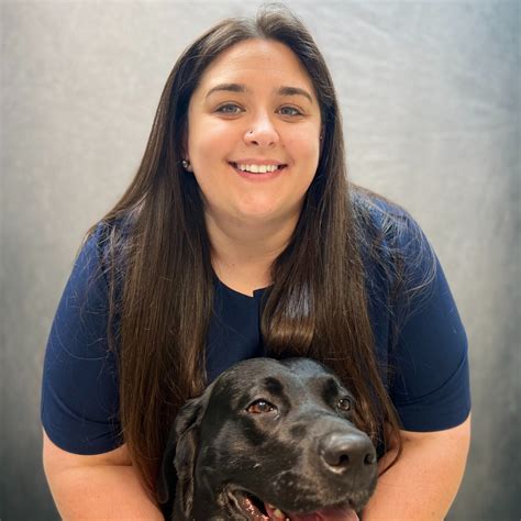 Tegan | Staff | Lincoln Plaza Veterinary Clinic