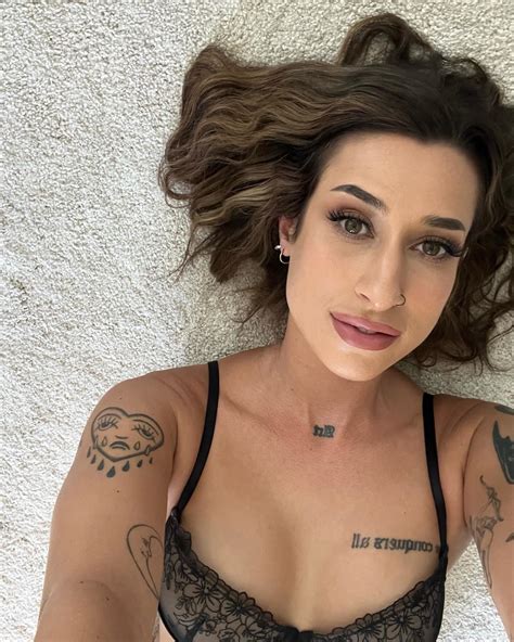 Kiki Isobel (@kikiisobelofficial) • Instagram photos and videos