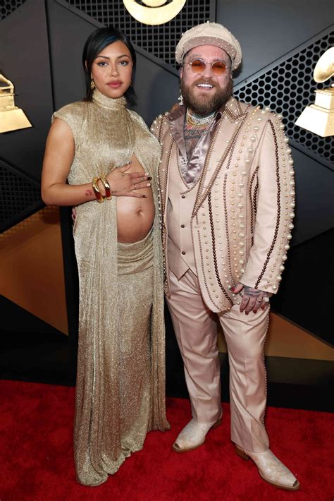 Teddy Swims Accessorized with Piles of Pearls for the 2025 Grammys for ...