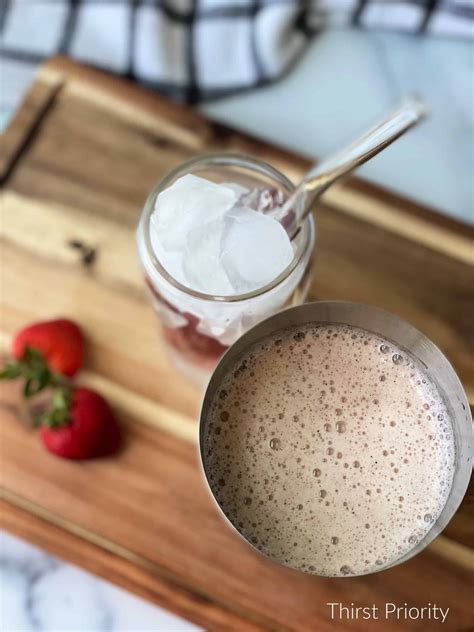 How to Make a Starbucks Strawberry Açaí Refresher