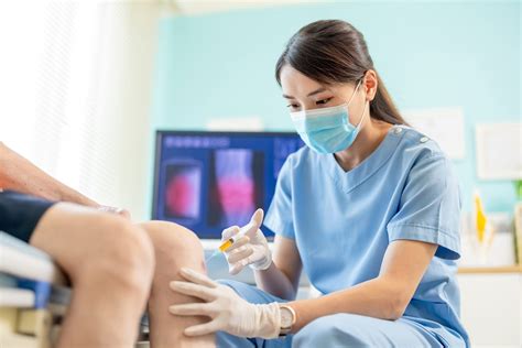 Genicular Nerve Ablation for Knee Pain - ECPC