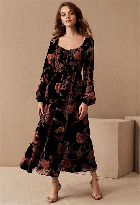 37 Best Fall Wedding Guest Dresses - What To Wear in 2024 | Vestidos estilosos, Vestidos ...