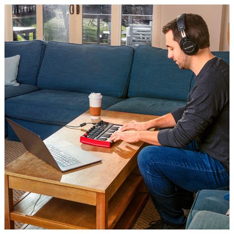 Akai Professional MPK Mini Play MK3 Keyboard and MIDI Controller ...