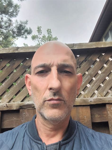 Do Ducks Have Ears? The Truth About Duck Hearing!