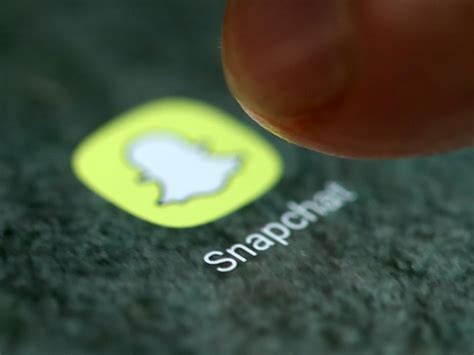 Teacher admits sex with students and sending nude photos on Snapchat | The Independent | The ...