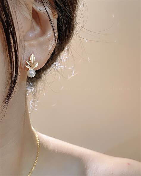 ko-mo-re-bi elegant jewelry (@komorebi.acc) • Instagram photos and videos