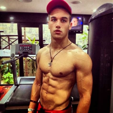 Gay Men: 10 Types of Guys You Never Want to Date! - HubPages
