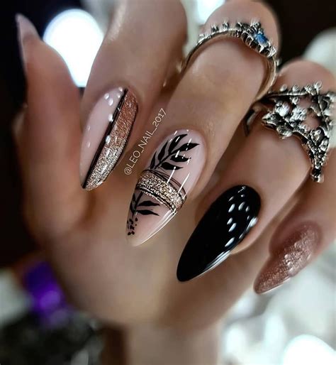 Simple Black Nail Art Designs at Holly Mellott blog