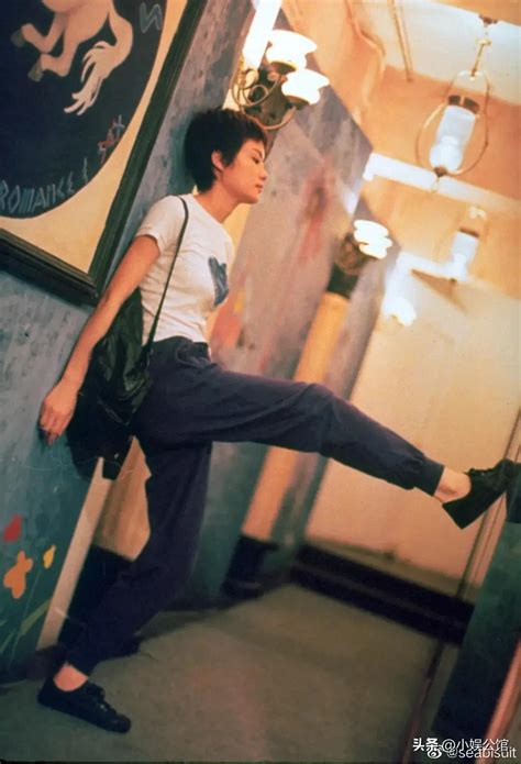 Wang Jiawei's "Chongqing Forest" Faye Wong stills beautiful picture, the leather is unique and ...