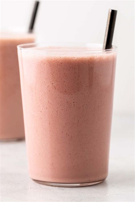 Simple Strawberry Protein Shake - Smoothies and Shakes