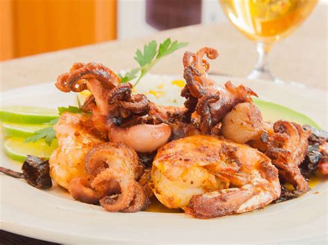 Camarones al Mojo de Ajo (Mexican Shrimp in Garlic Mojo Sauce) Recipe