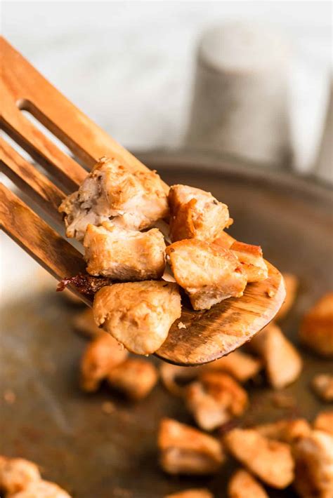 Greek Chicken Bites - 10 Minute Meal - Bites of Wellness