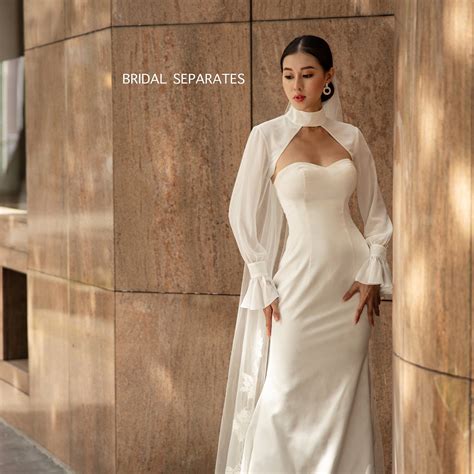 Handmade romantic long sleeves bridal bolero by yours truly. Color : Pure white Light Ivory ...