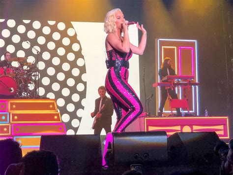 Katy Perry - Sexy Big Boobs at Qatar live show in Doha | Hot Celebs Home