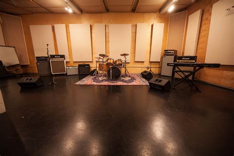 Stage Studio 1 – SMASH STUDIOS