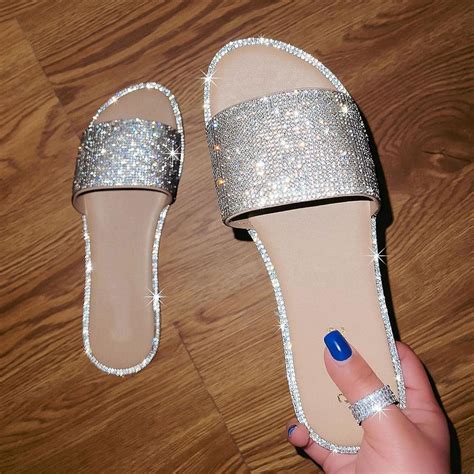 Pin by Francheska on Pedicuras bonitas in 2025 | Fashion shoes, Shoes ...