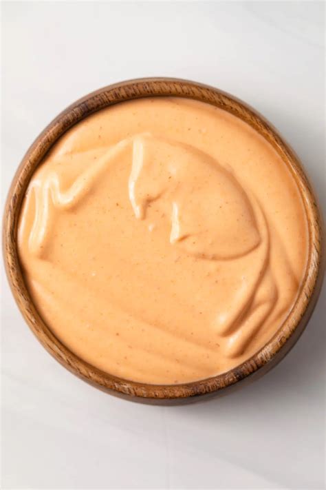 Sriracha Mayo Sauce - Sauce Fanatic