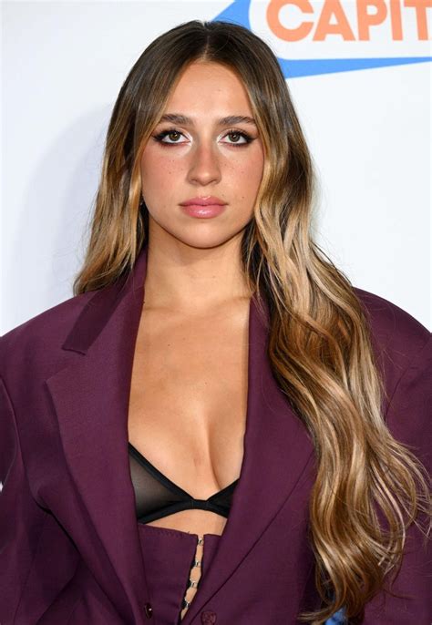 Tate McRae fotos (120 fotos) | Cifra Club