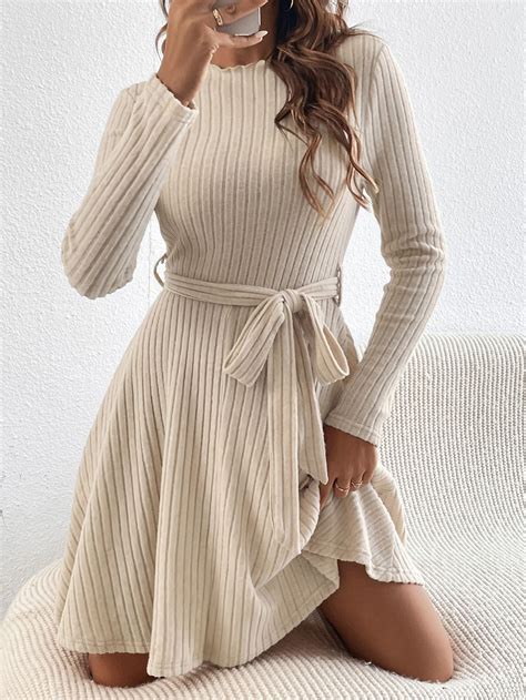 Vestido linha A Sólido Guarnição de alface com cinto | Long sleeve ...