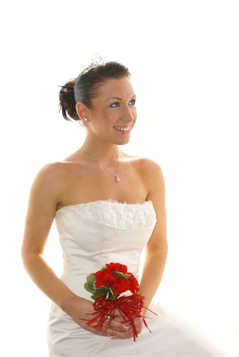 Sony Alpha DSLR-A100 sample photo - 01HecmuUp5 - ExploreCams