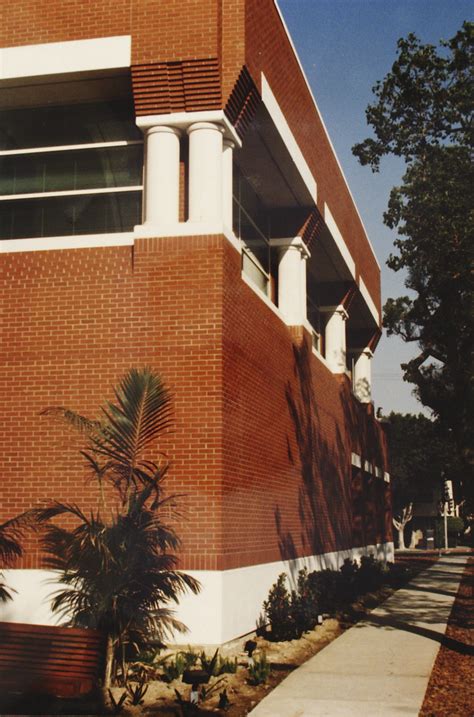 Oxnard Public Library — Reycon Construction Inc.