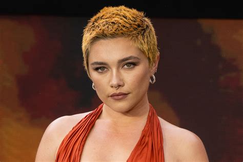 Florence Pugh Oppenheimer Nude Scenes Censored In Absolutely Bizarre ...