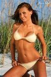 Moto & sexy : Erica Dittmann " Super Fun " en Quad et super mini bikini