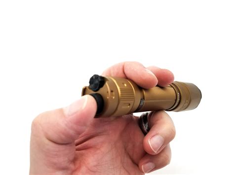 Fenix TK20R UE review | Tactical light with 2,800 lumens | 1Lumen.com