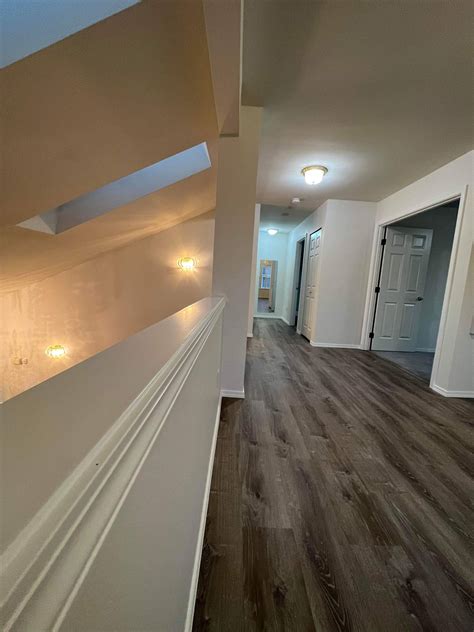 Flooring Installer In Seattle | Flooring Installation Services