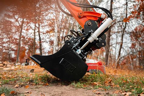 Modular Tilt Rotate Bucket - CMP Attachments