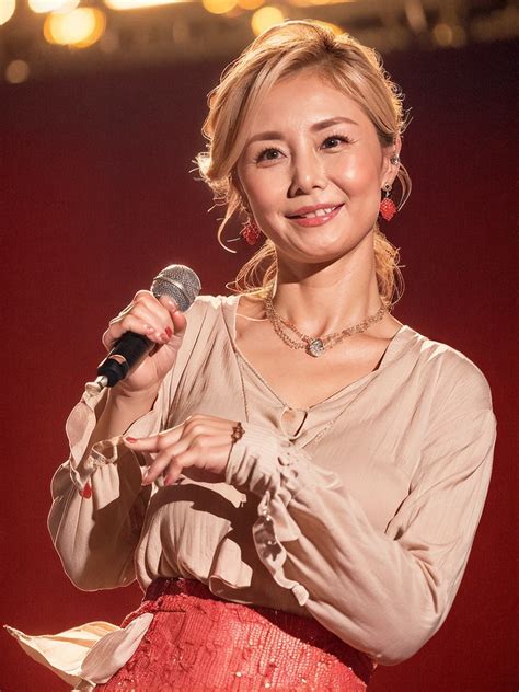 8K、Real Images、detaileds、 masterpiece、Top image quality、top-quality、a ...