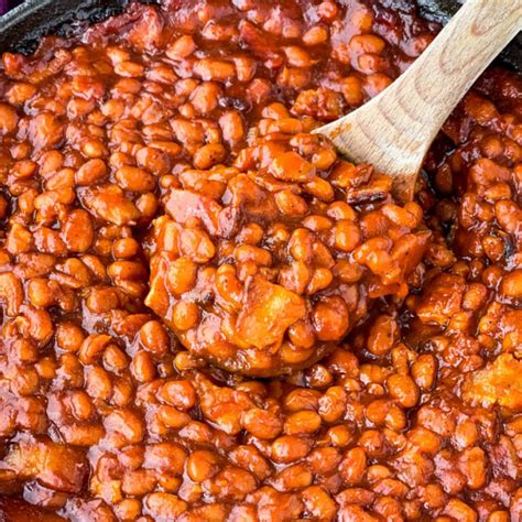 Baked Bean Recipe With Canned Beans And Bacon at June Goodrich blog