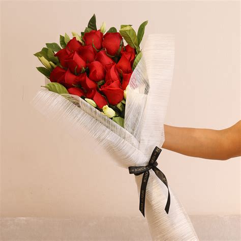 Ramo De Flores Rosas Rojas Ramo 29 Rosas Rojas Flores Dalia