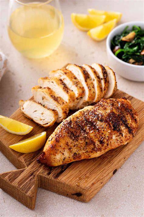 My One-Ingredient Trick for Super Juicy Chicken Breasts