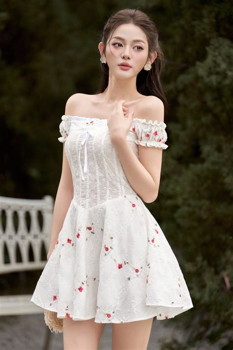 AVERY DRESS – Tiffany Studio