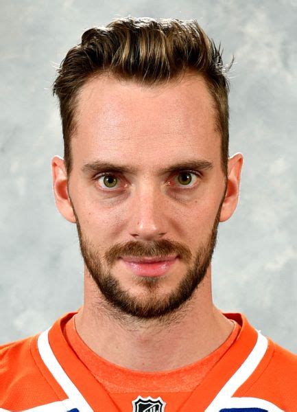 Jonas Gustavsson Hockey Stats and Profile at hockeydb.com