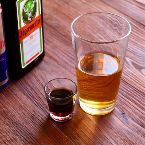Jägerbomb - Classic Recipe & History - Vintage American Cocktails