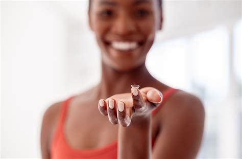 What Happens if I Put My Contact Lens Inside Out?