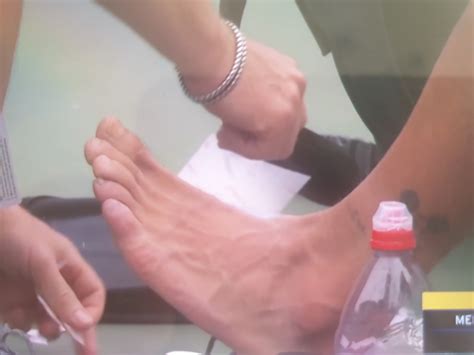 Flavio Cobolli's feet