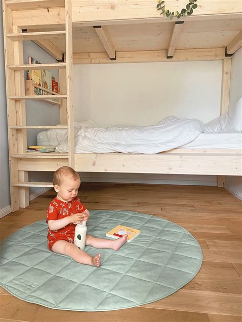 Quilt Nº 11 120cm round - mates for living high chair mat, floor protection