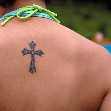 albanian blogs: How Much Does A Cross Tattoo Cost