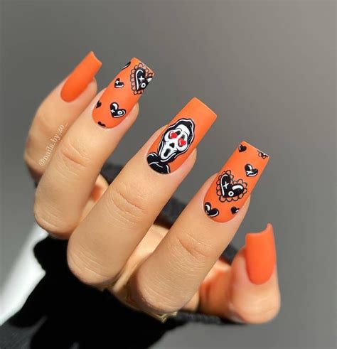 68 Spooky Halloween Nail Designs That Speak Halloween For 2024 - With ...