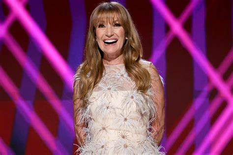 Jane Seymour Says She's Comfortable Aging 'Up, Down and Around' for ...