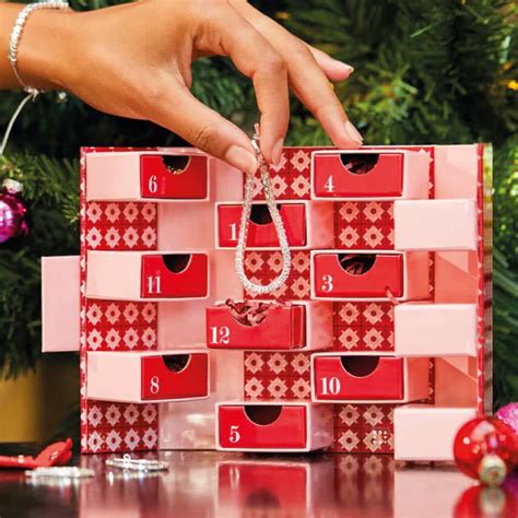 Pandora Advent Calendar : 12 Days Of Luxury Jewellery