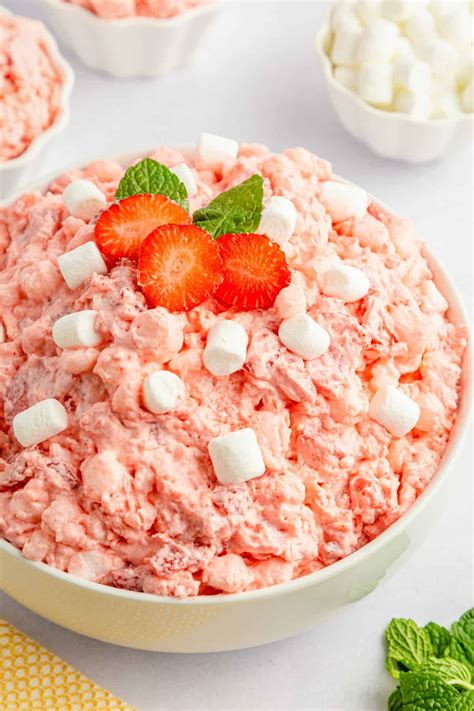 Cold Strawberry Jello Salad Strawberry Pretzel Salad