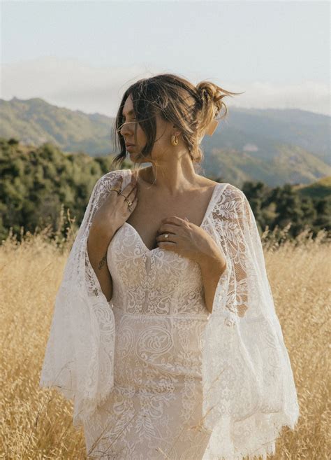 Vintage Lace Boho Wedding Dress with Optional Attached Shawl