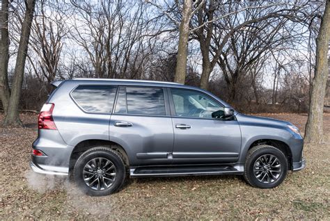 Review: 2017 Lexus GX 460 Luxury